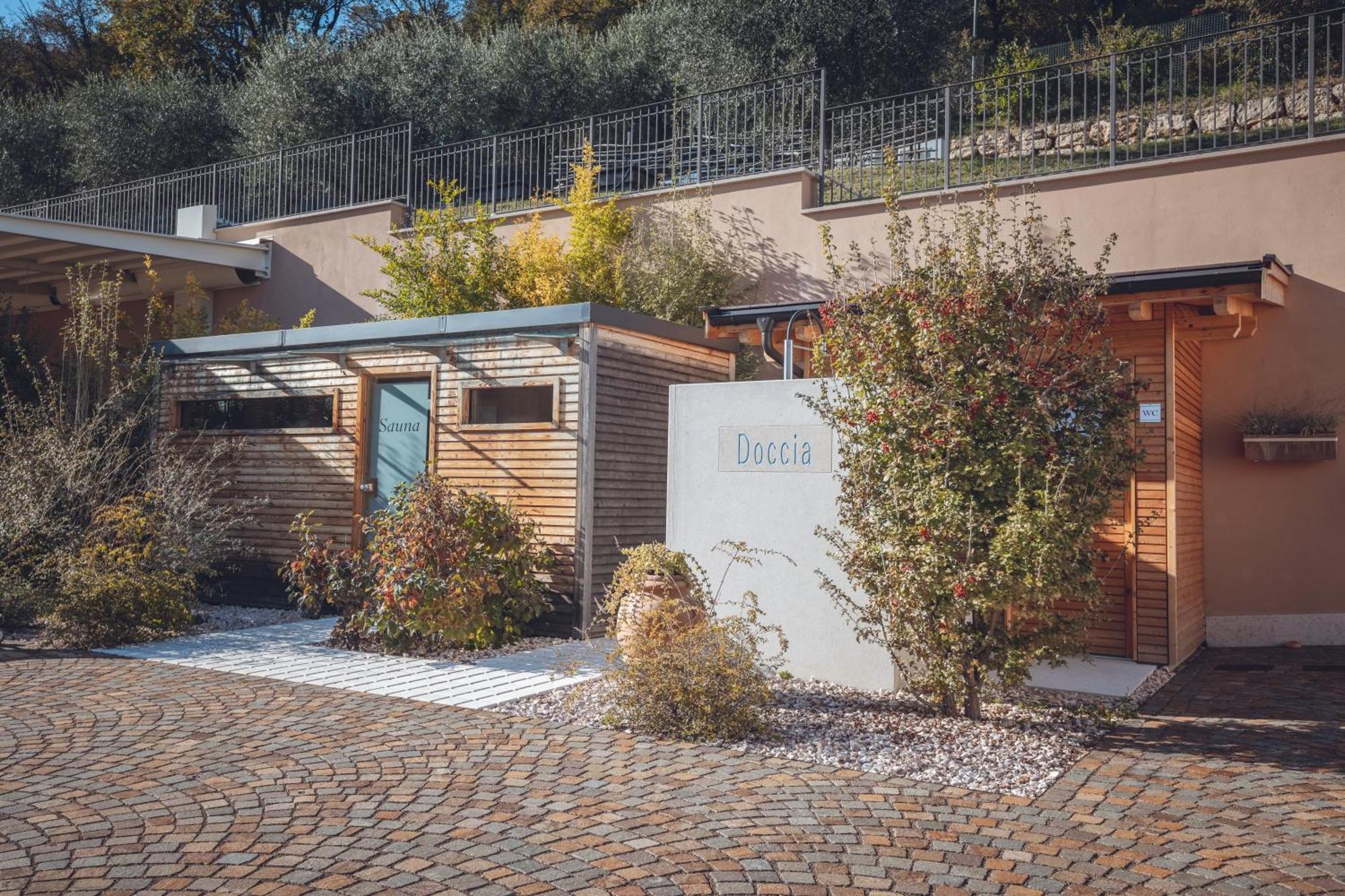 Agriturismo La Pertica Costermano Bagian luar foto