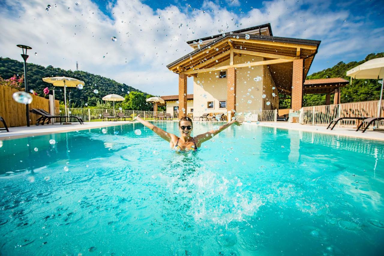 Agriturismo La Pertica Costermano Bagian luar foto